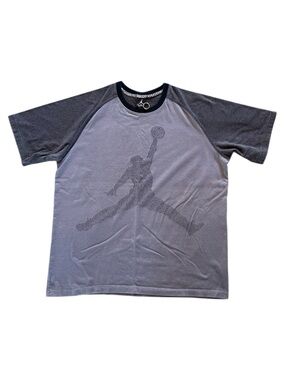 Vintage XL Y2K JORDAN Athletic T Shirt